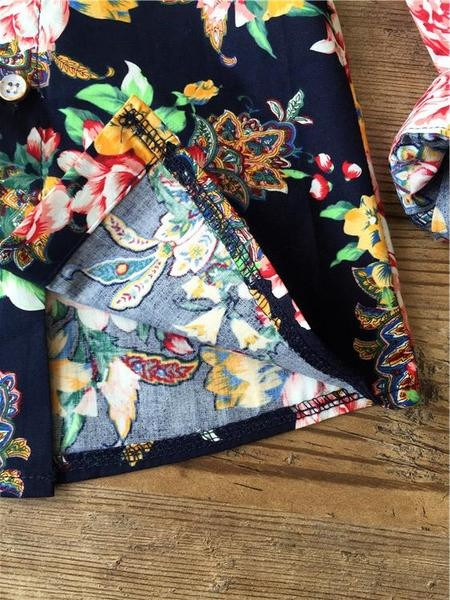 Κομψό παιδικό πουκάμισο για αγόρια με κολάρο σε σχήμα V, μακρύ και κοντό μανίκι και floral floral μοτίβο σε διάφορα χρώματα