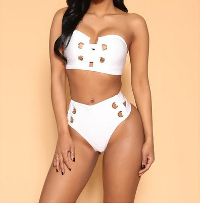 2018 Costum de baie modern pentru femei în două părți în trei culori cu inele și panglici metalice decorative