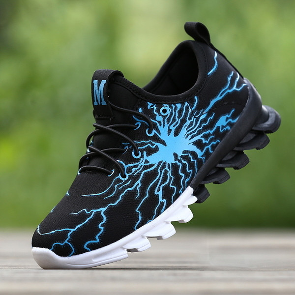 Νέα μοντέλα παιδικά πάνινα παπούτσια με χοντρά πέλματα και εκτύπωση αγοριών