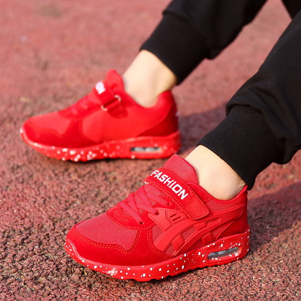 Παιδικά πάνινα παπούτσια κατάλληλα για τη καθημερινή ζωή σε διάφορα χρώματα