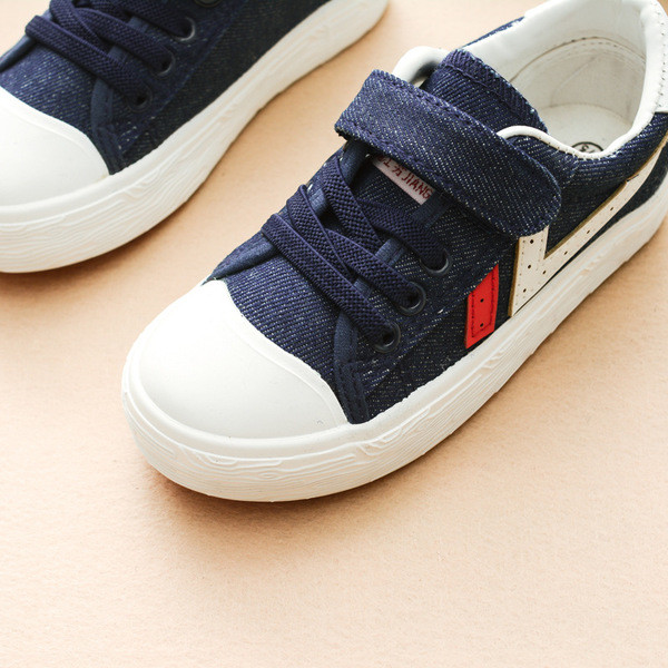 Tenisi casual pentru copii pentru baieti in doua culori cu cravate si velcro