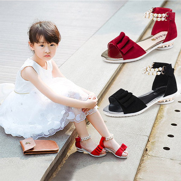 Sandale pentru copii marioneta cu motiv floral si bretele sidefate in doua modele - piele / piele intoarsa