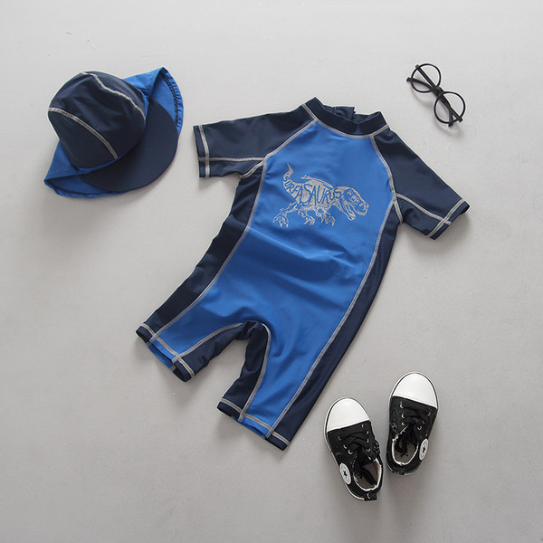 Цял бански за момчета в син цвят с принт и шапка