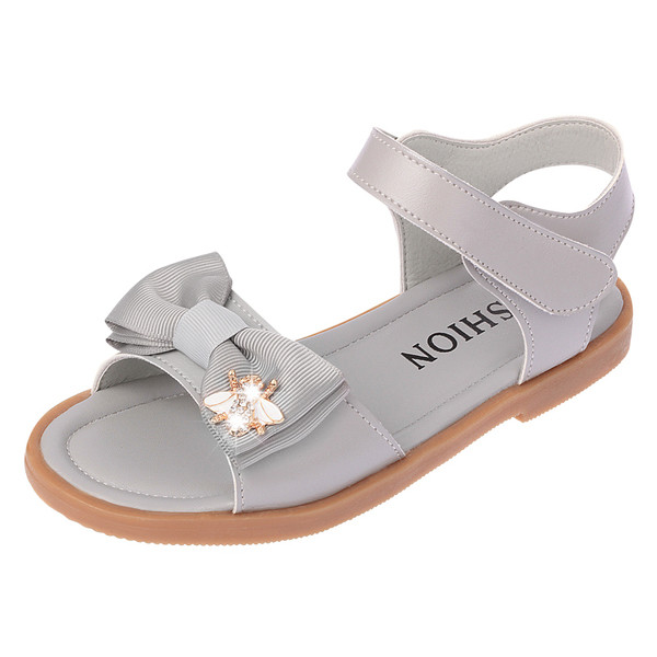 Μοντέρνα παιδικά σανδάλια με κορδέλα και μεταλλική διακόσμηση σε δύο χρώματα - γκρι και ροζ