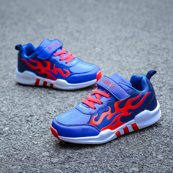 Μοντέρνα πάνινα παιδικά παπούτσια με πολύχρωμες εκτυπώσεις