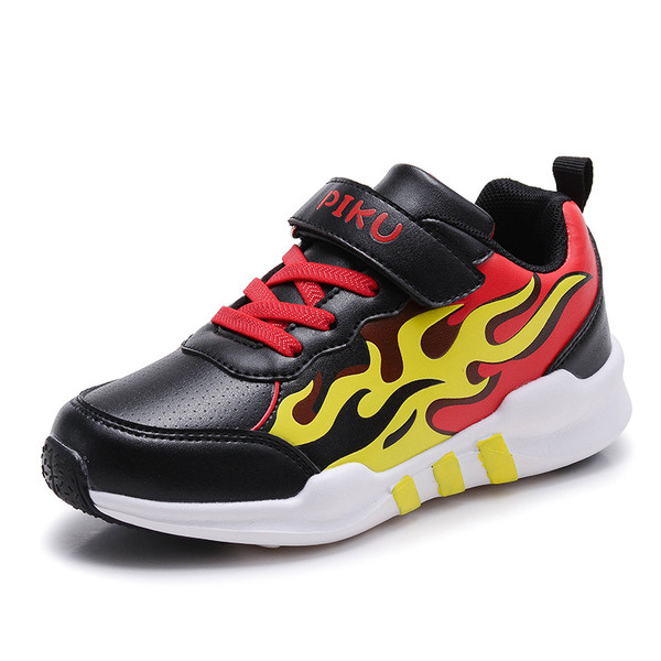 Μοντέρνα πάνινα παιδικά παπούτσια με πολύχρωμες εκτυπώσεις