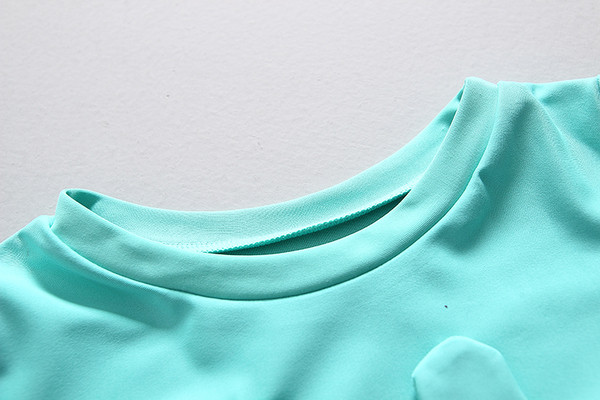 Costum de baie pentru copii în două părți în două modele, cu pălărie