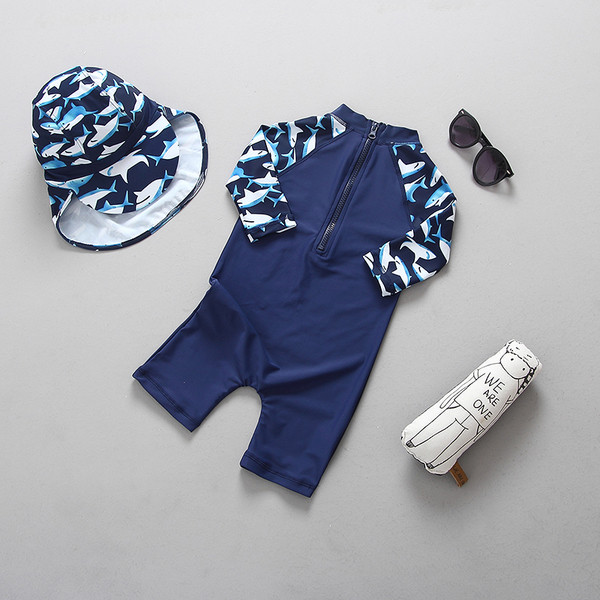 Ολόσωμο μαγιό  σε τρία χρώματα και σκουφιά