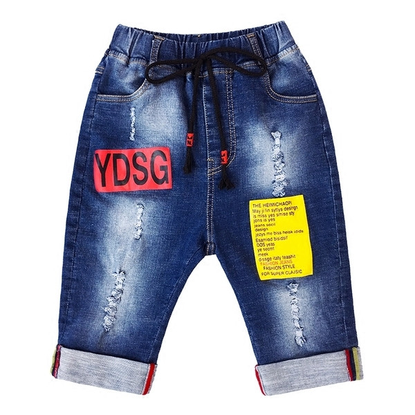 Κομψά παιδικά τζιν για αγόρια με μήκος 3/4 με κορδόνια και έγχρωμες εκτυπώσεις σε σκούρο χρώμα