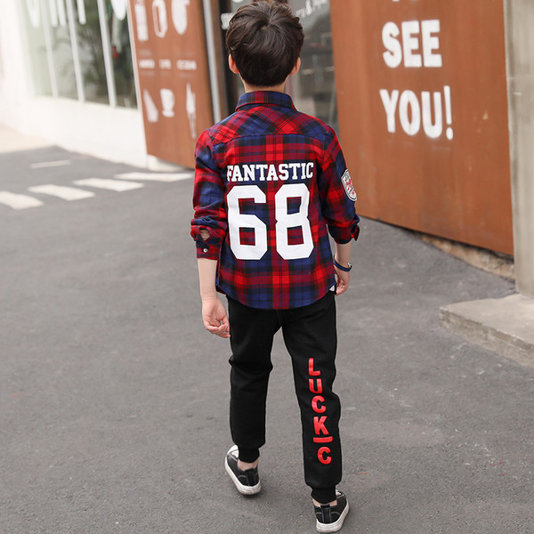 Plaid modern pentru copii pentru baieti cu inscriptie si imprimeu in doua culori