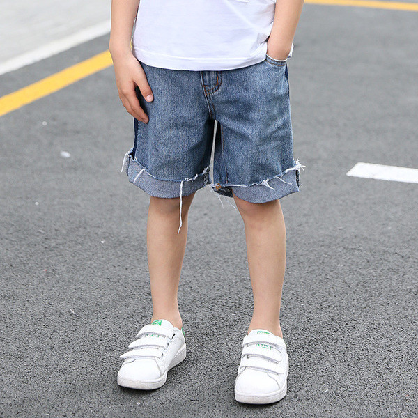 Pantaloni scurți din denim pentru băieți de culoare deschisă