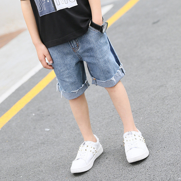 Pantaloni scurți din denim pentru băieți de culoare deschisă