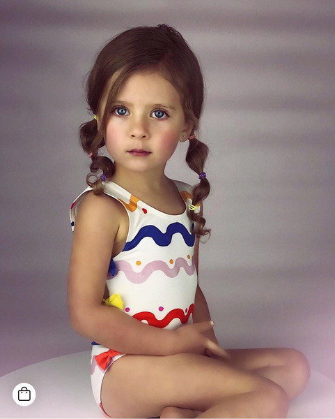 Costum de baie intreg pentru fete in doua culori cu motive colorate