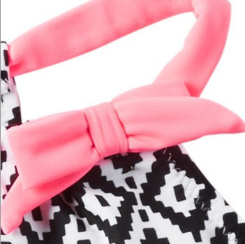 Costum de baie elegant pentru fete