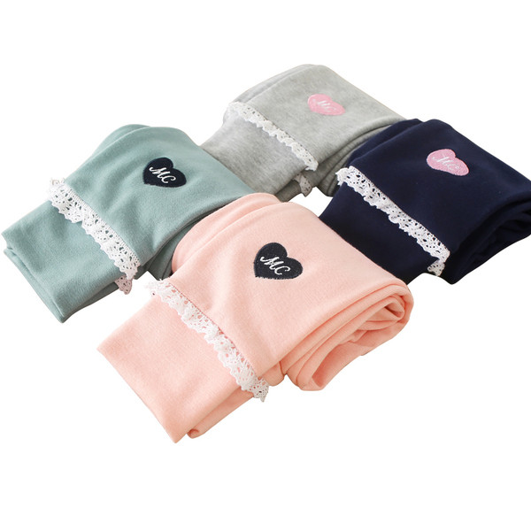 Pana pentru copii in mai multe culori cu broderie si dantela