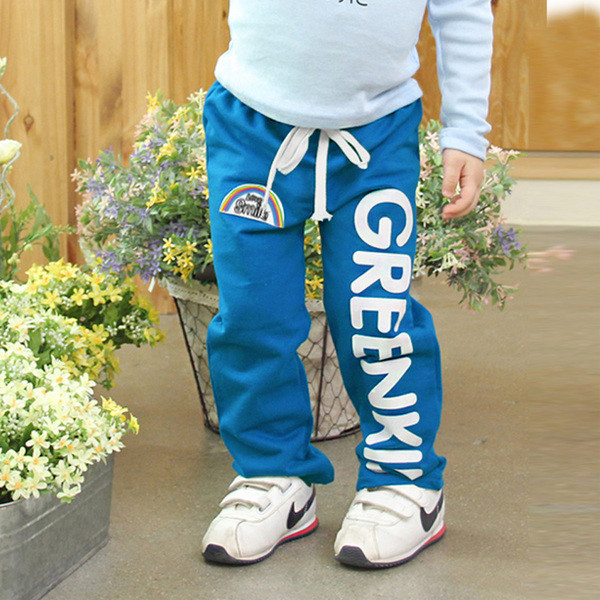 Pantaloni sport copii in mai multe culori pentru baieti cu buzunare si inscriptionare