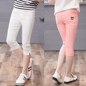 Детски 3/4 панталон тип клин с малка апликация за момичета