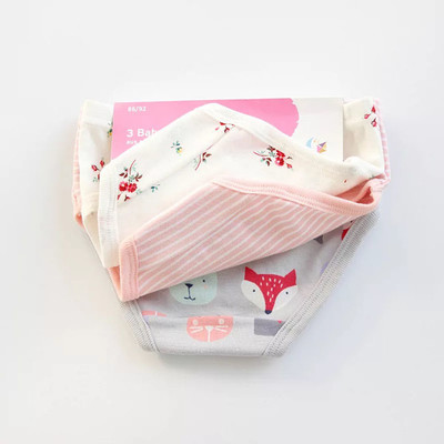 Gyerek fehérnemű lányoknak három részes szett, különböző modellekben