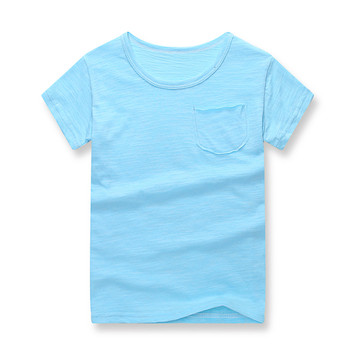 Παιδικό μπλουζάκι σε διάφορα χρώματα με διακοσμητική τσέπη κατάλληλη για κορίτσια και αγόρια