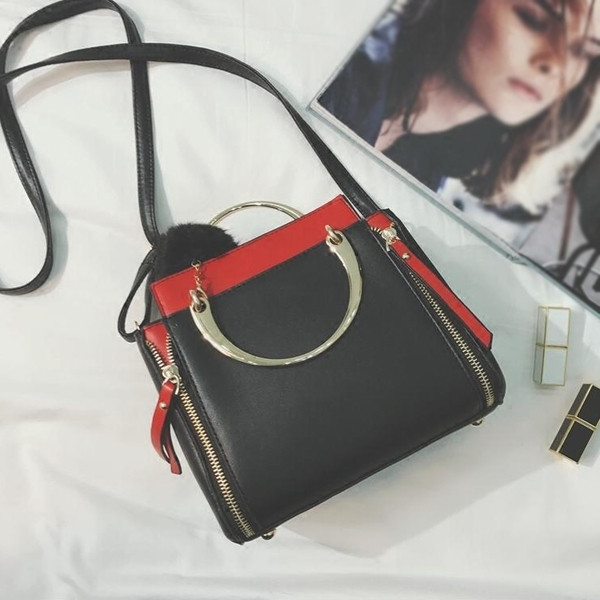 Geanta dama sport-eleganta cu maner metalic si lung, cu fermoare