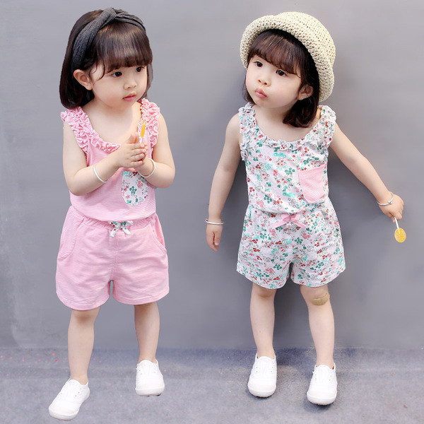 Set blând pentru copii pentru fete în două părți - maiou + pantaloni scurți, două modele