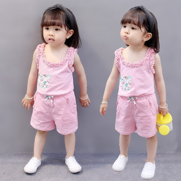 Set blând pentru copii pentru fete în două părți - maiou + pantaloni scurți, două modele