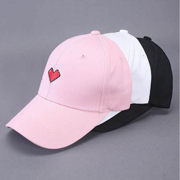 Palarie casual dama cu vizor si aplicatie in trei culori