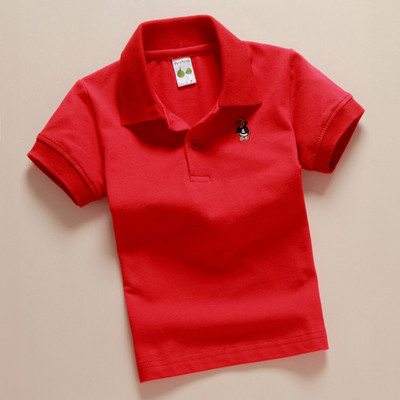 Παιδικό μπλουζάκι με κοντό μανίκι και κολάρο για αγόρια σε διάφορα χρώματα και κεντήματα