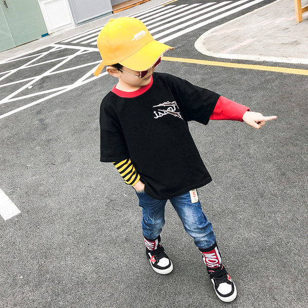 Tricou pentru copii cu maneca lunga in doua culori model larg si cu imprimeu color