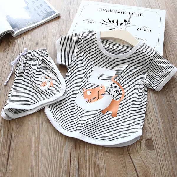 Set copii in dungi pentru fete si baieti in doua parti cu aplicare de culoare in patru culori