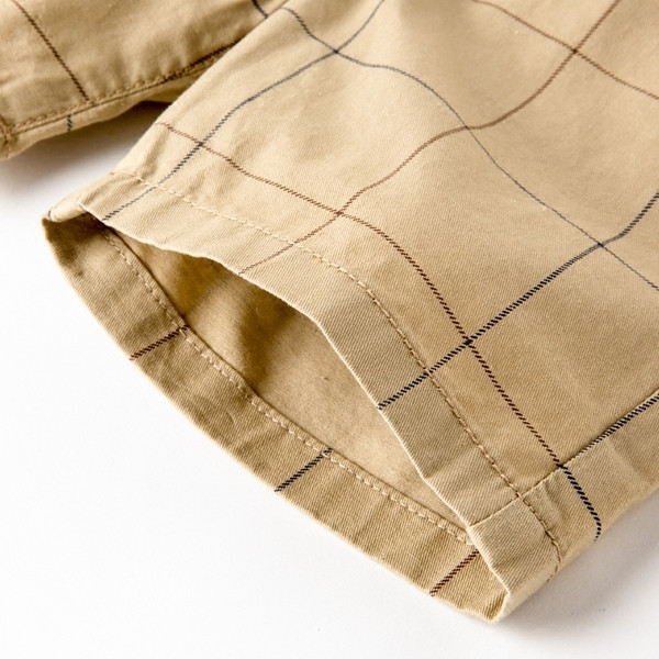 Pantaloni scurți pentru copii cu zăbrele în două culori - albastru și bej, pentru băieți