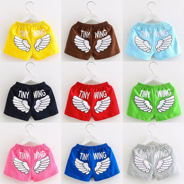 Παιδικά σορτς σε διάφορα χρώματα με μεγάλη εκτύπωση