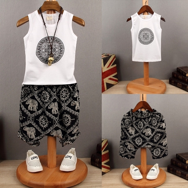 Set sport copii pentru baieti in doua parti - maiou cu imprimeu + pantaloni tip potur cu model color