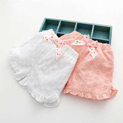 Къси тънки панталони в бял и розов цвят с цветна мини панделка за момичета