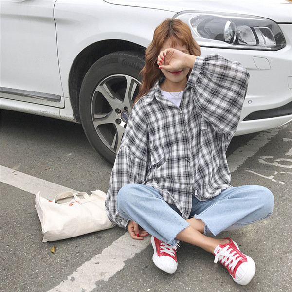 Camasa moderna de dama model larg in trei culori in carouri