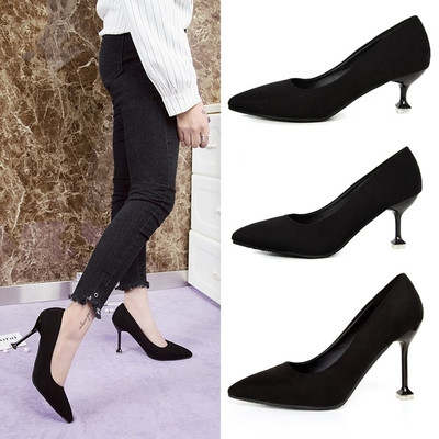 Стилни дамски обувки с тънък ток в черен цвят - три модела