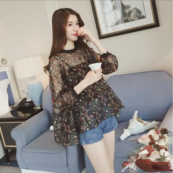 Cămașă de damă din șifon în două părți cu motive florale în mai multe culori