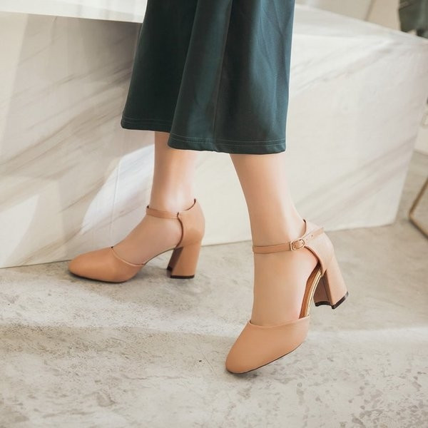 Pantofi dama casual rotunjiti cu toc gros cu bareta - doua culori