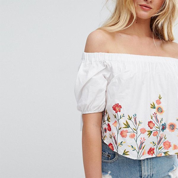 Summer T-Shirt με κοντό μανίκι με floral μοτίβα