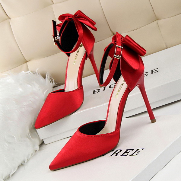 Pantofi eleganti de damă cu toc înalt cu decor panglică - mai multe culori