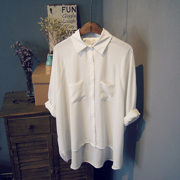 Cămașă lungă de șifon de damă cu buzunar în trei culori - alb, gri și negru