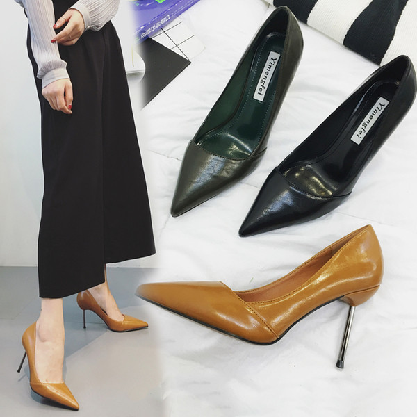 Γυναικεία παπούτσια με  ψηλό τακούνι  - διάφορα χρώματα