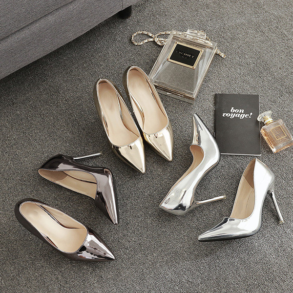 Pantofi cu toc de damă patentați - trei culori
