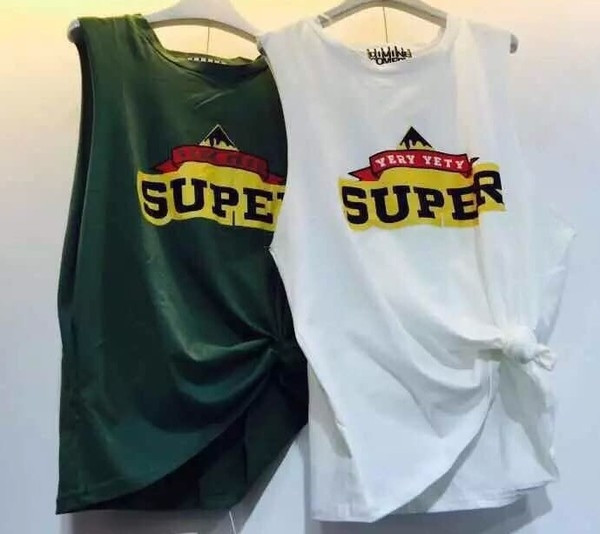 Top de damă model larg în mai multe culori cu inscripție