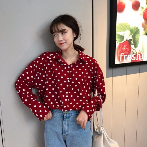 Cămașă subțire de damă cu mâneci lungi, buline