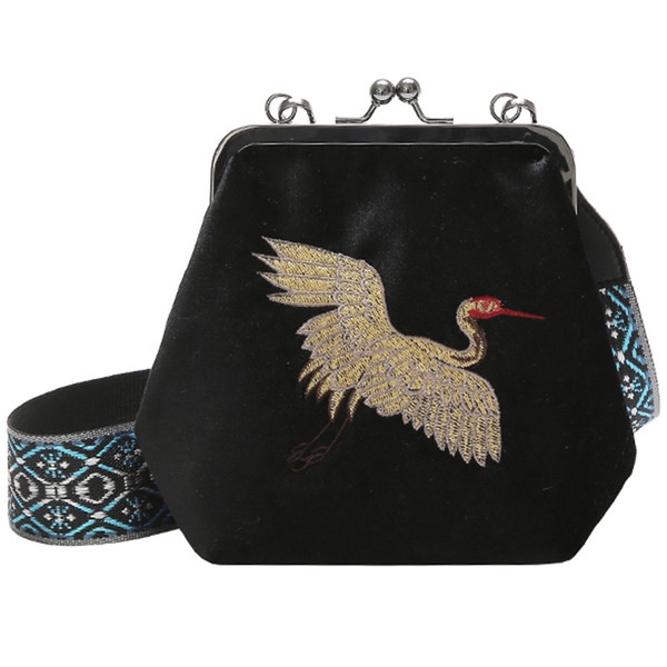 Geanta de dama moderna din catifea cu maner larg