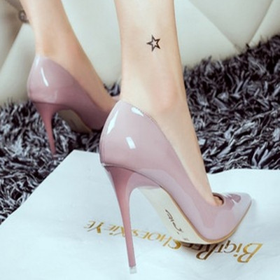 Стилни дамски обувки на висок ток заострени - няколко цвята