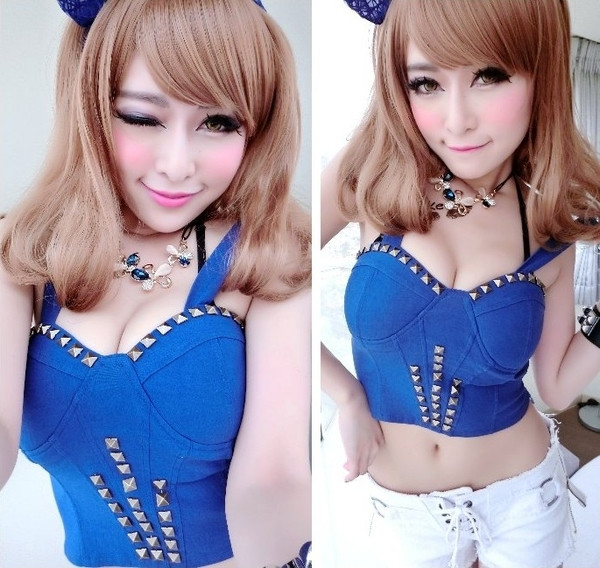 Top de dama in diferite culori cu decor cu bretele si nituri metalice