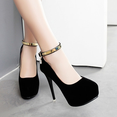 Γυναικεία παπούτσια με ψηλό τακούνι  με μεταλλικό λουράκι διακόσμησης - διάφορα χρώματα