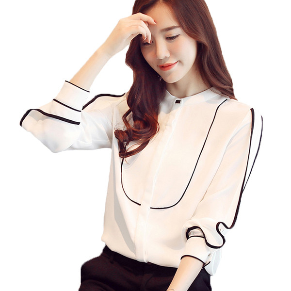 Cămașă elegantă de damă, cu guler în formă de O, decorată cu dungi negre și volan